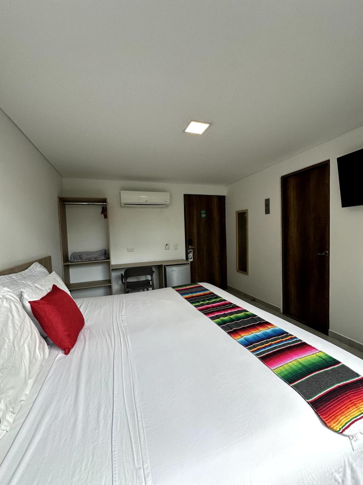 Hotel Zona Verde Μεντεγίν Εξωτερικό φωτογραφία