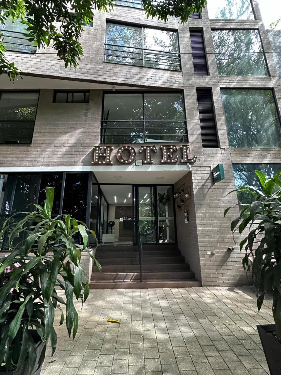 Hotel Zona Verde Μεντεγίν Εξωτερικό φωτογραφία