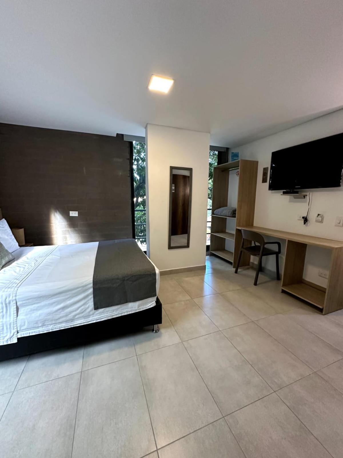Hotel Zona Verde Μεντεγίν Εξωτερικό φωτογραφία