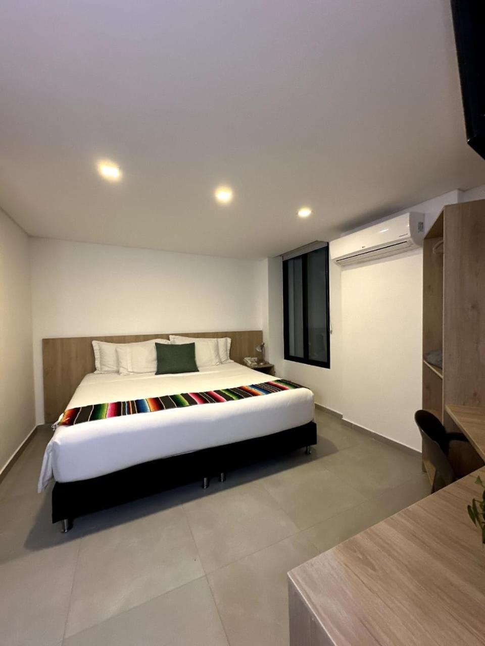 Hotel Zona Verde Μεντεγίν Εξωτερικό φωτογραφία