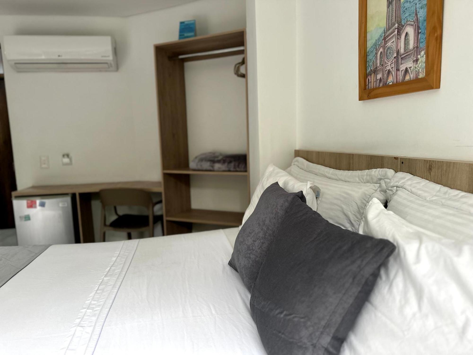 Hotel Zona Verde Μεντεγίν Εξωτερικό φωτογραφία