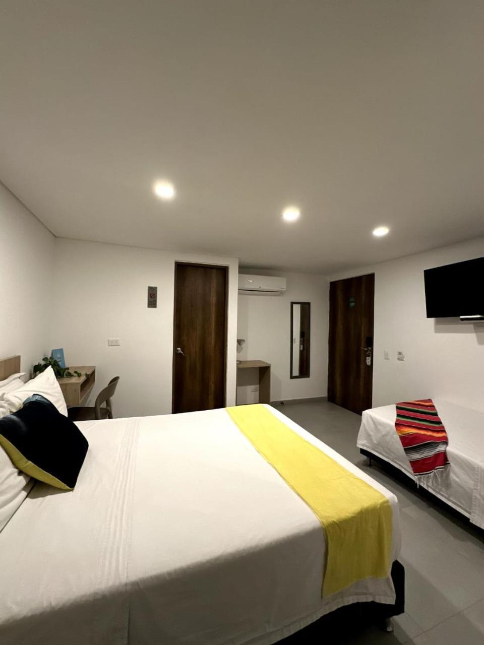 Hotel Zona Verde Μεντεγίν Εξωτερικό φωτογραφία