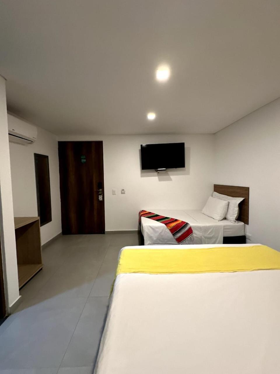 Hotel Zona Verde Μεντεγίν Εξωτερικό φωτογραφία